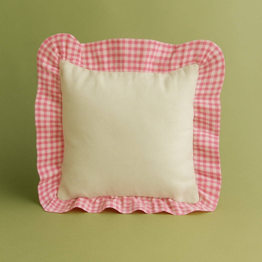 Pembe Pötikare Fırfırlı Ekru Kare Kırlent Kılıfı Homerest
