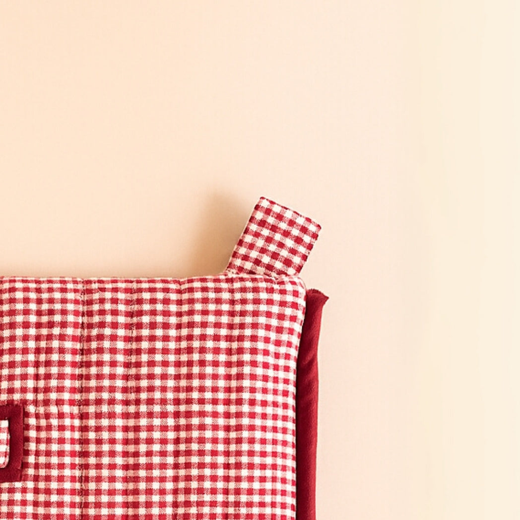Kırmızı Pötikare Fermuarlı Laptop Çantası Homerest