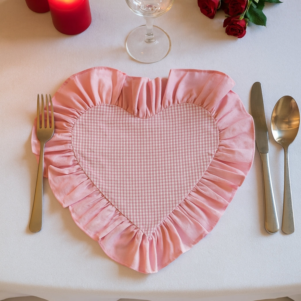 Pembe Fırfırlı Pötikare Kalp Amerikan Servis Homerest