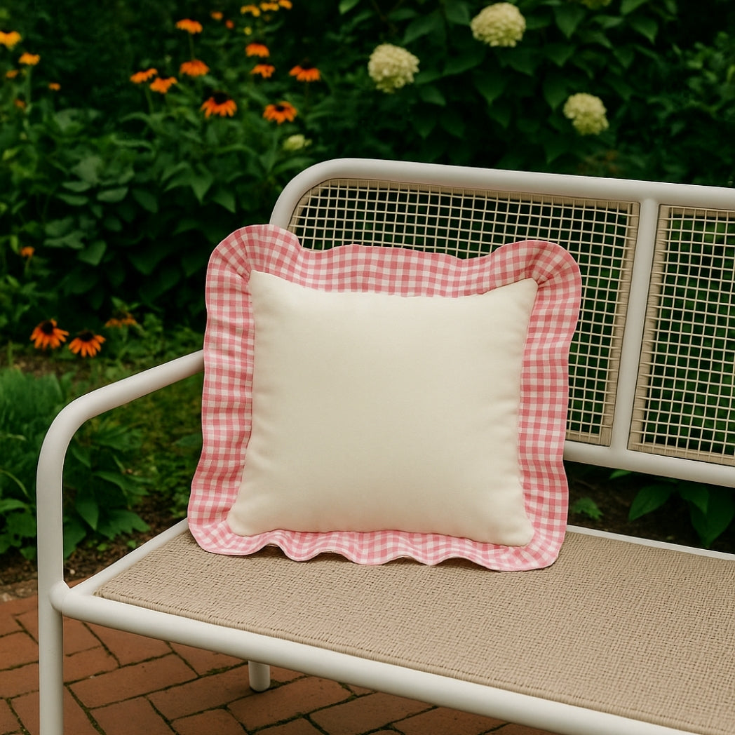 Pembe Pötikare Fırfırlı Ekru Kare Kırlent Kılıfı Homerest